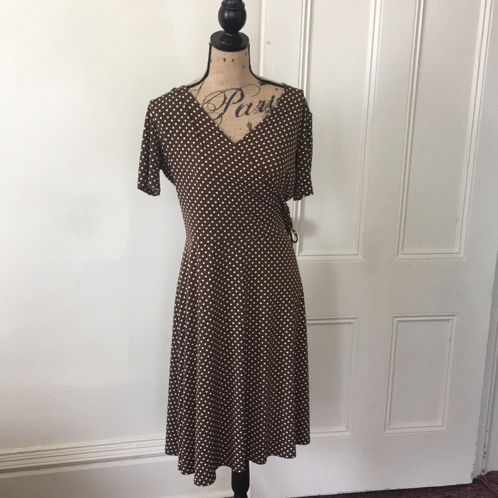 Adorable polka dot sienna and cream dress